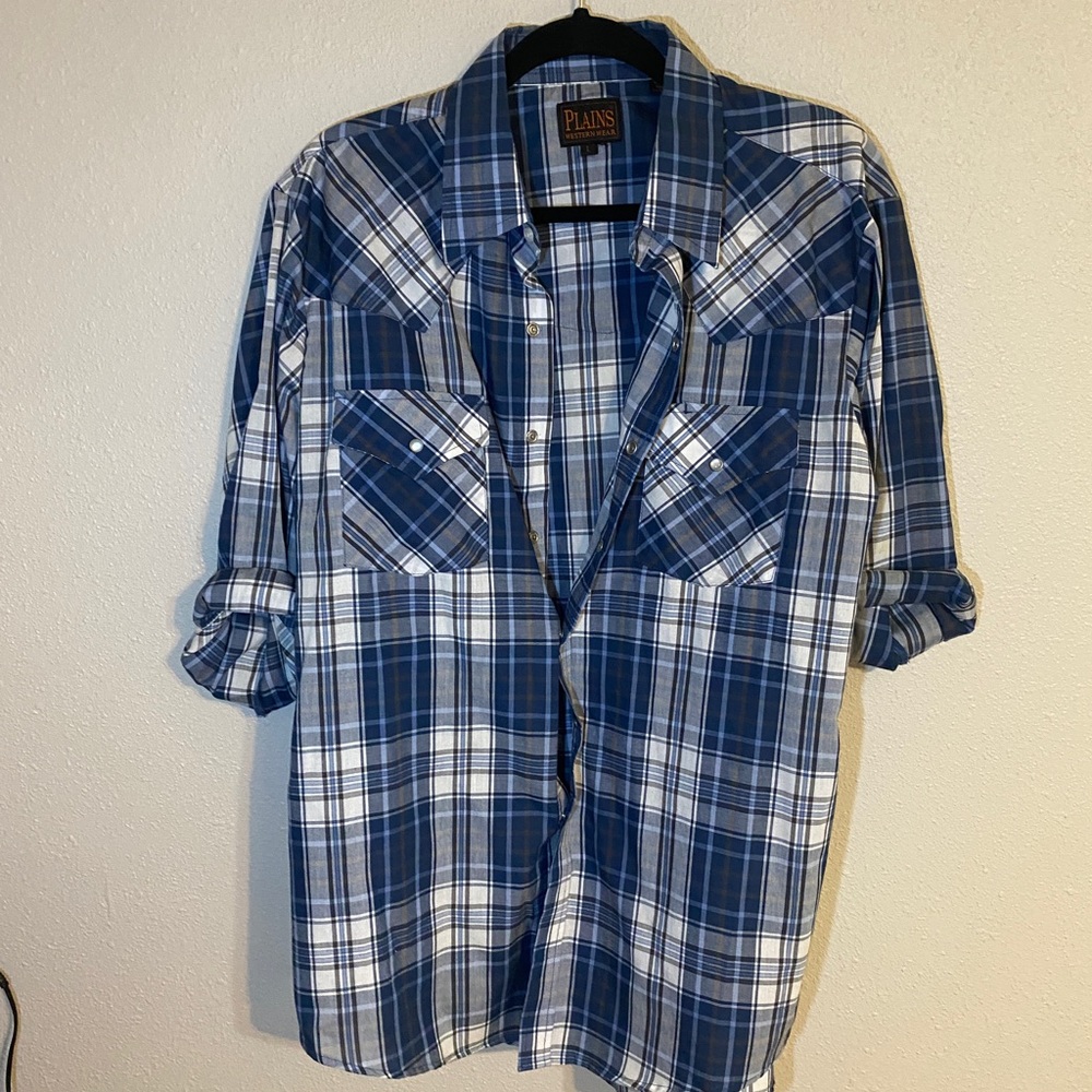 Plad long sleeved button down shirt